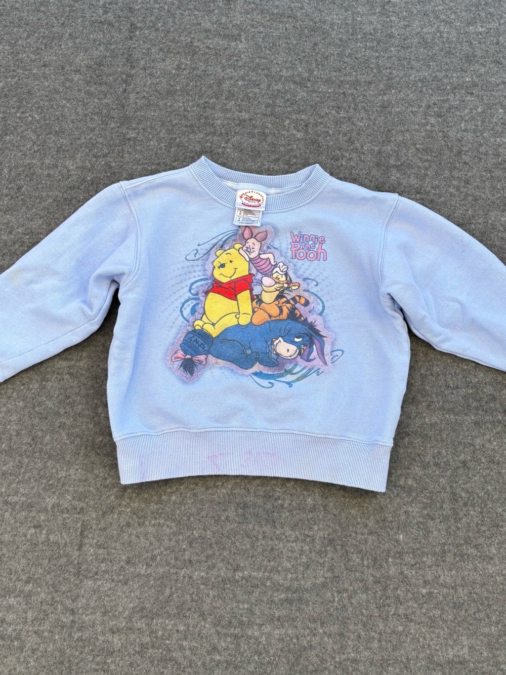 Vintage Disney Winnie the Pooh & Friends crewneck size 4T